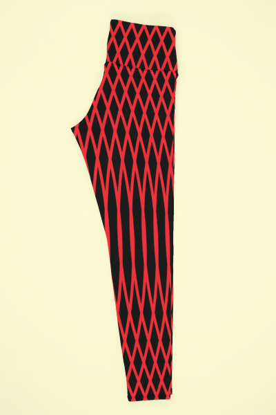 Geometric Half Curved Red Lines Printed Black Leggings